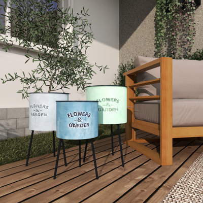 Entrada Pot Planter