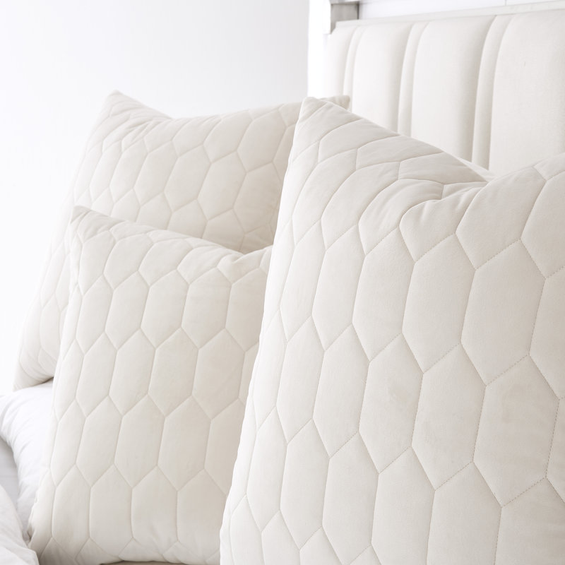 Niagara Quilt Set - Sand, King Quilt + 3 Euro Shams