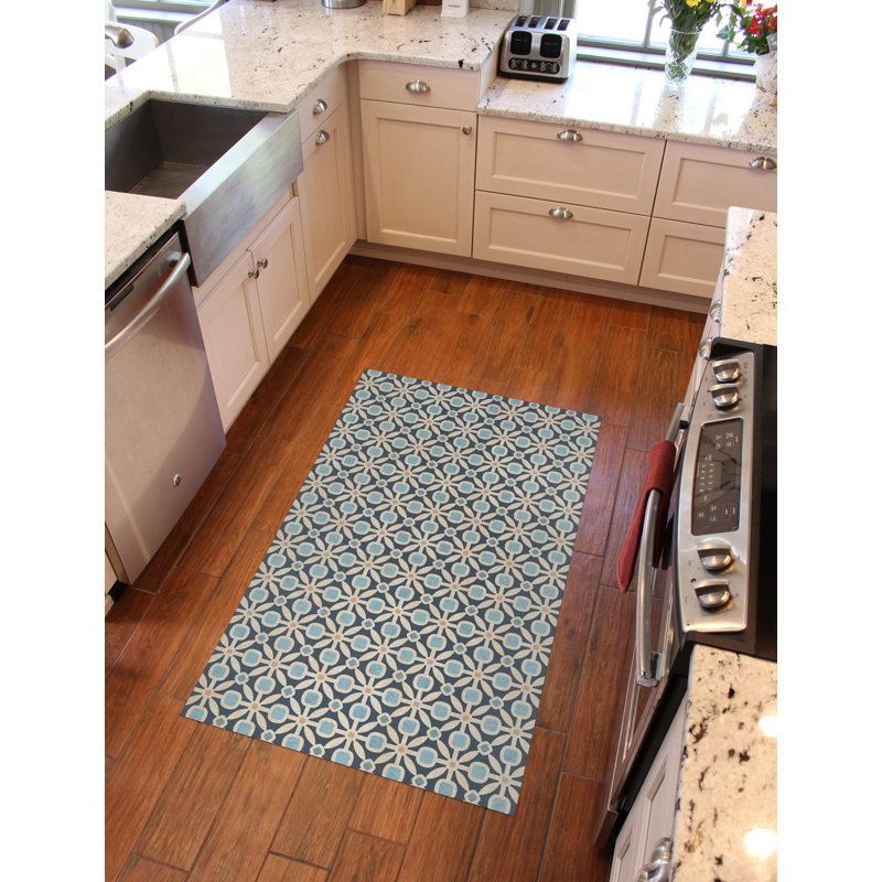 Un-Rug Dwight Low Profile Kitchen Mat by Matterly, Rectangle 2'10" x 4'10"