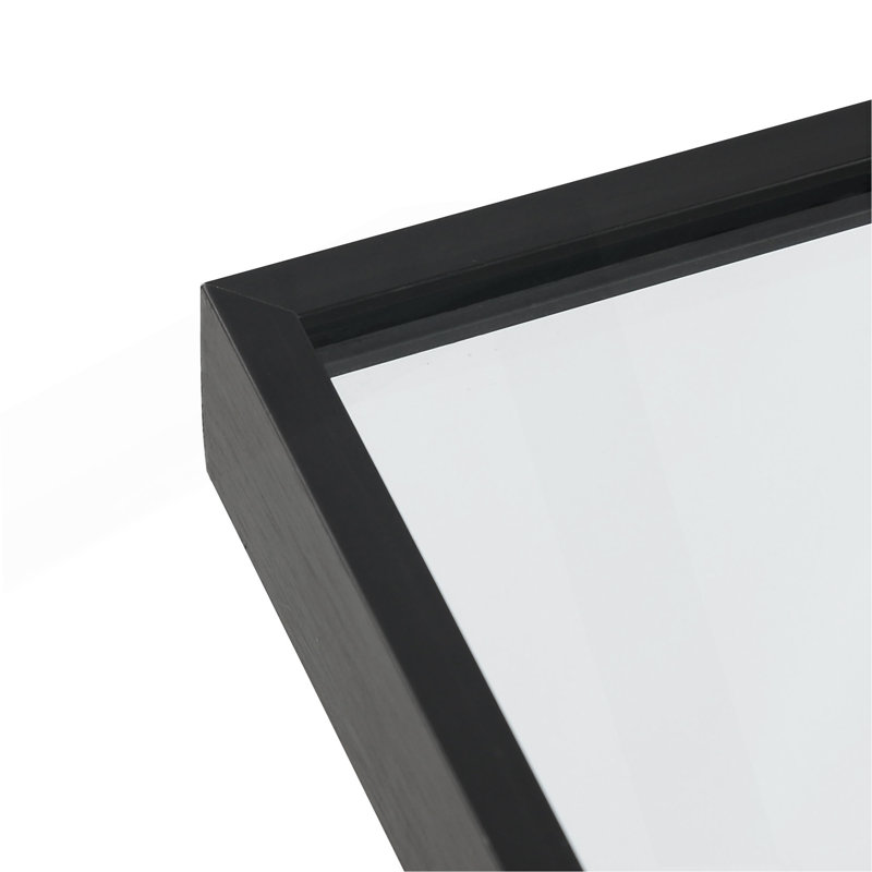 Miroir de salle de bain élégant avec un design élégant et des caractéristiques de sécurité améliorées