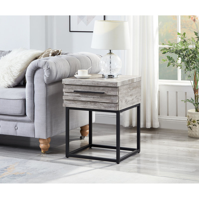 Table de bout avec rangement Celestial Base en métal. 17,49 l x 17 P 24 H, Gris, Gris