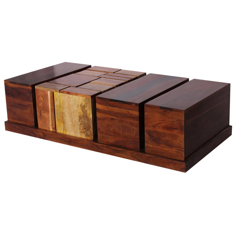 Table basse en bois massif