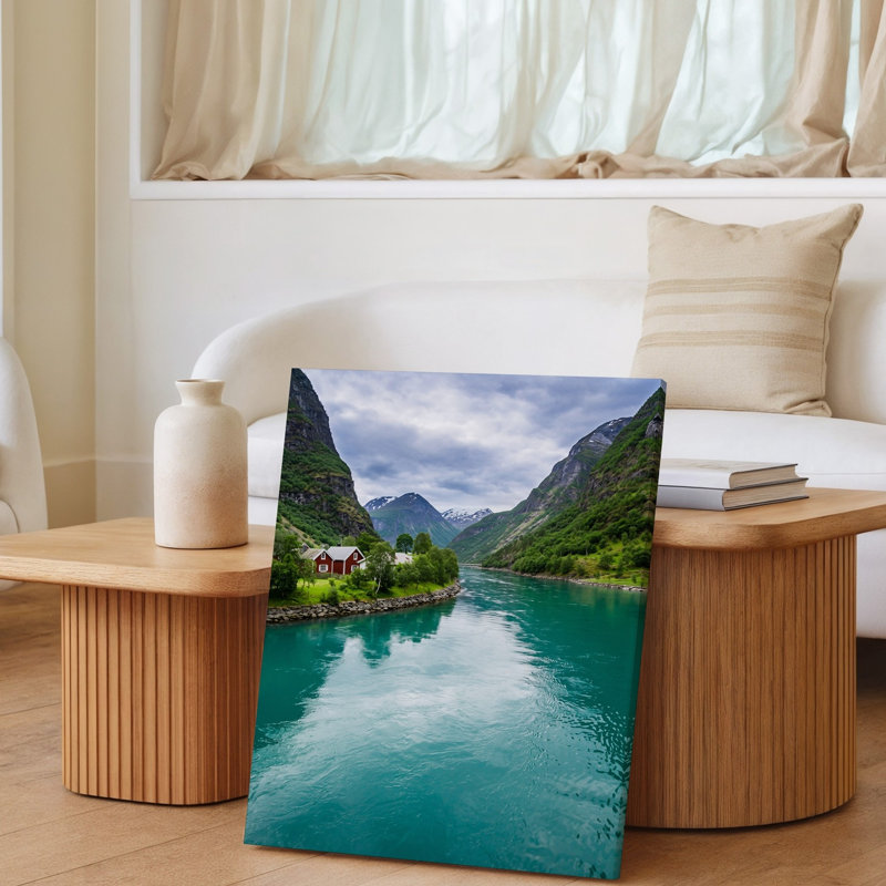 Toile, "Vue panoramique d'un fjords norvégien serein" avec art mural, rivière turquoise qui reflète le ciel nuageux encadré d'une toile