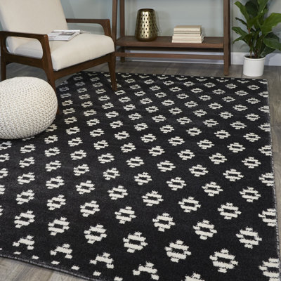 Kull Geometric Indoor Rug
