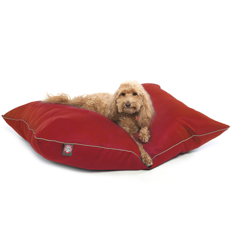 Coussin Super Value, rouge, Moyen (l 35 po x P 28 po x H 7 po) ;