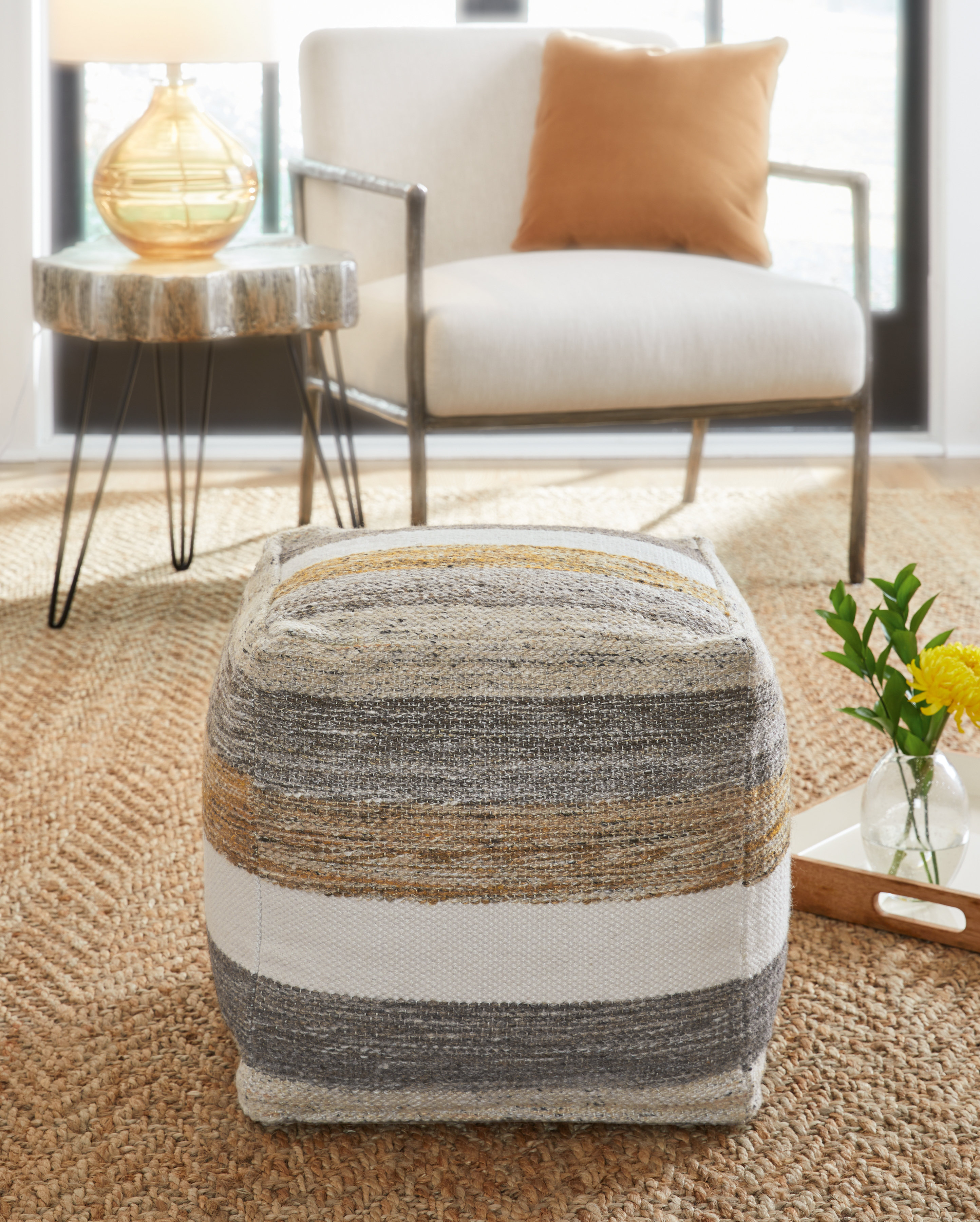 Signature Design by Ashley Pouf Adlai en tissu 3010314