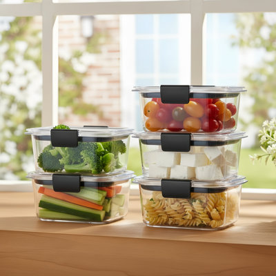 BPA-Free Food Storage Containers, 4-Pack, 4.7 Cup Capacity, Leak-Proof, Microwave And Dishwasher Safe.