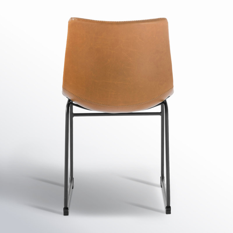 Chaise Bela, Simili cuir brun clair