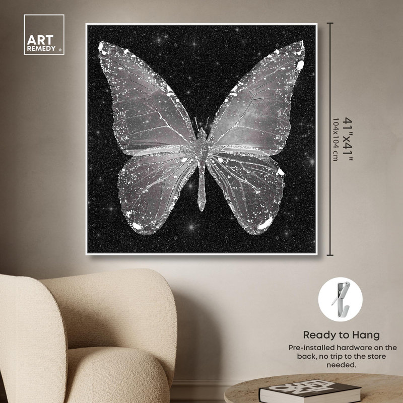 «Sparkling Silver Butterfly» par Art Remedy, Cadre flottant blanc, H 41 po x l 41 po x P 1,8 po