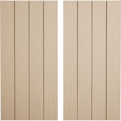 Volets rustiques à quatre planches en faux bois