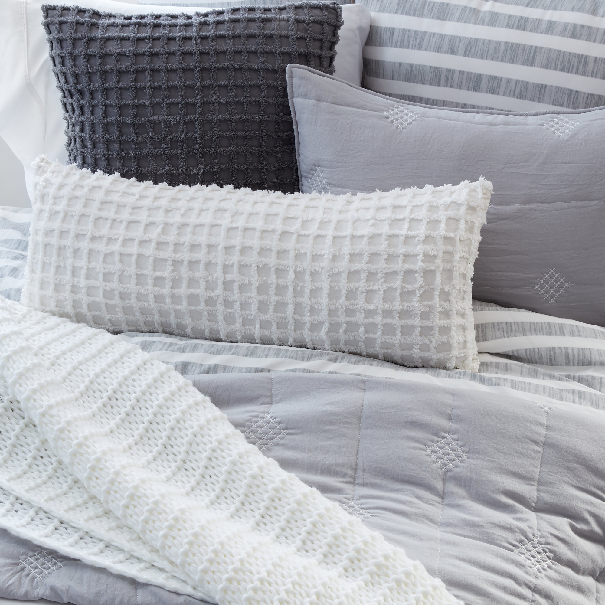 AllModern Carter Duvet Cover - Thumbnail 2