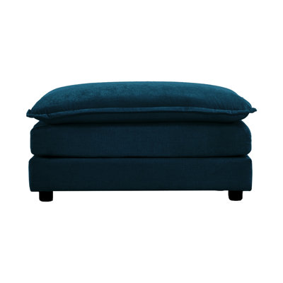 Tissu chenille bleu, qui s'agence à divers décors de bleu, rehausse l'apparence
