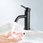 Robinet de salle de bain à poignée simple, robinet de salle de bain en acier inoxydable avec bonde escamotable-107727034