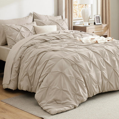 Édredon à très grand pli avec draps, taies d'oreiller et taies décoratives
