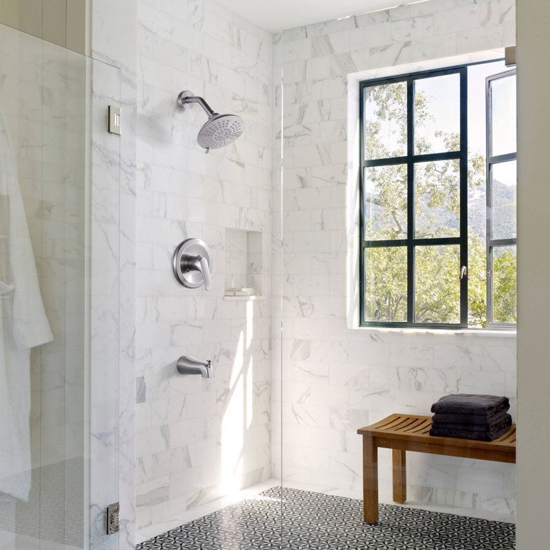Robinet de douche à poignée simple avec bec de baignoire, ensemble de robinet de douche avec pomme de douche, Nickel brossé