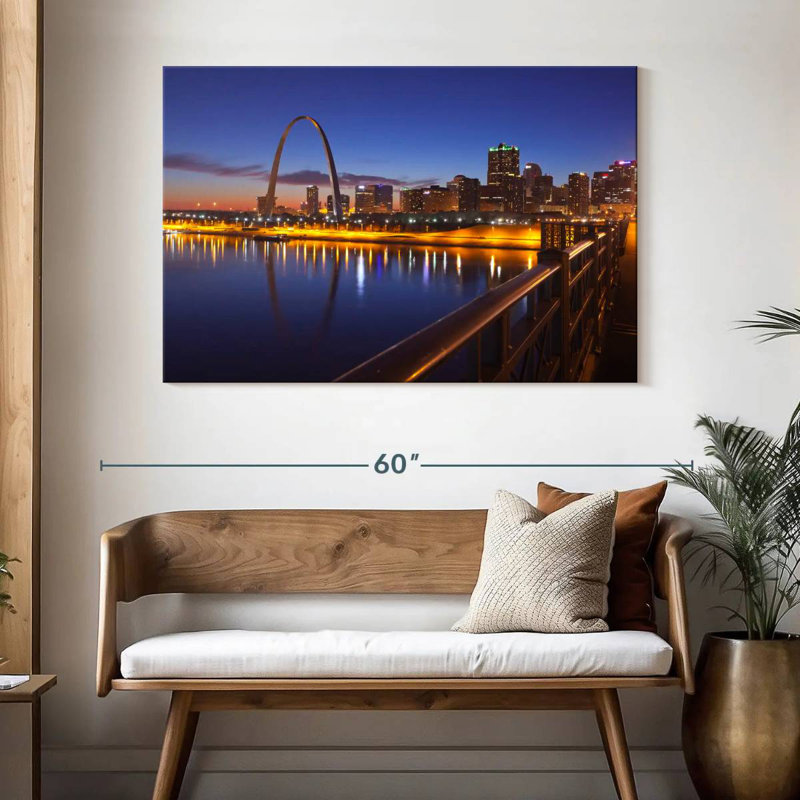 Sireci St. Louis Hour, 32" H x 48" W