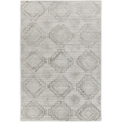Nimah Hand-Woven Light Gray Area Rug