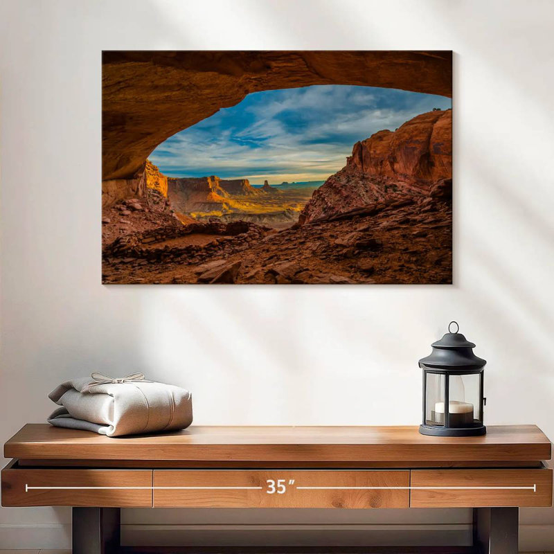 Alvord False Kiva Canyonlands National Park, H 16 po x l 24 po