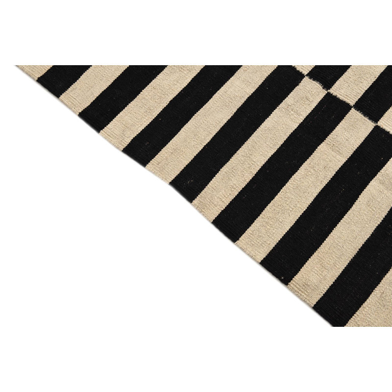 Tapis noir et blanc Petrella