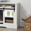Console de télévision avec foyer électrique, rangement ouvert et armoires latérales, conception durable et peu encombrante, décor élégant pour le salon et la chambre à coucher-123139719