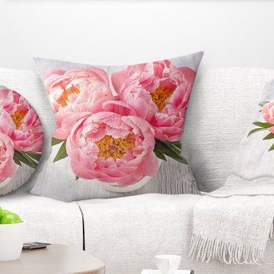 Fleurs de pivoines sur fond blanc - coussin à imprimé floral