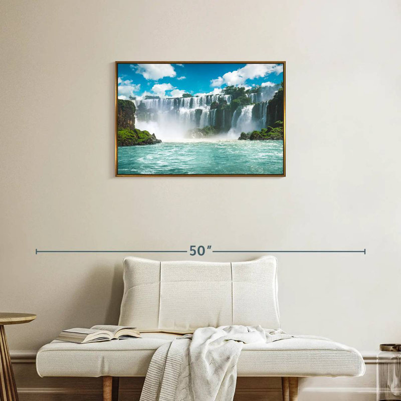 Enchanteresse des chutes d'Iguazu, Cadre flottant doré, 31 po x 21 po