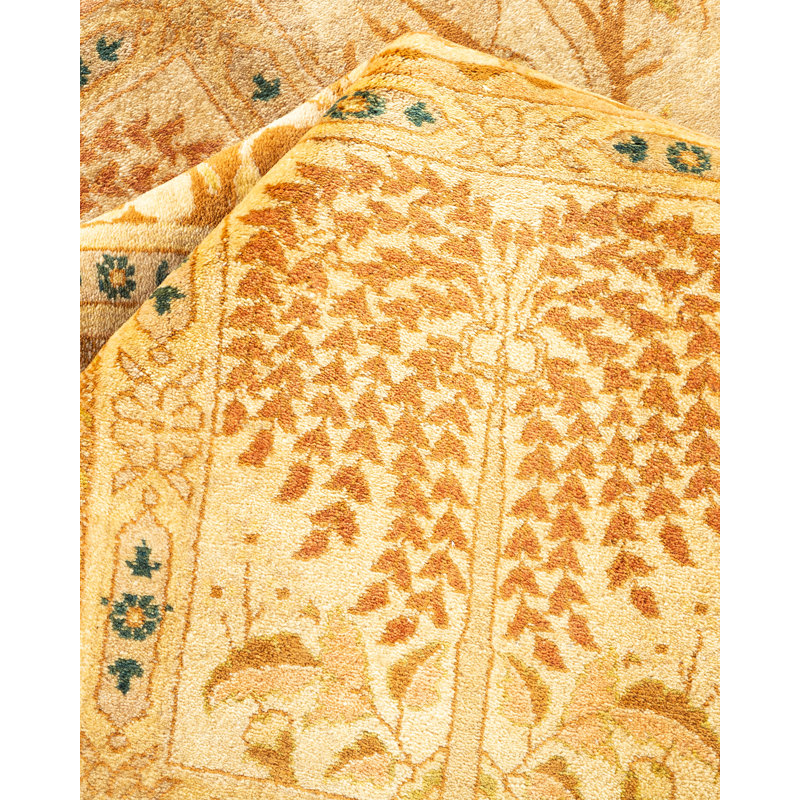 Classic One-of-a-Kind 6' 3" X 8' 10" Hand Knotted Area Rug