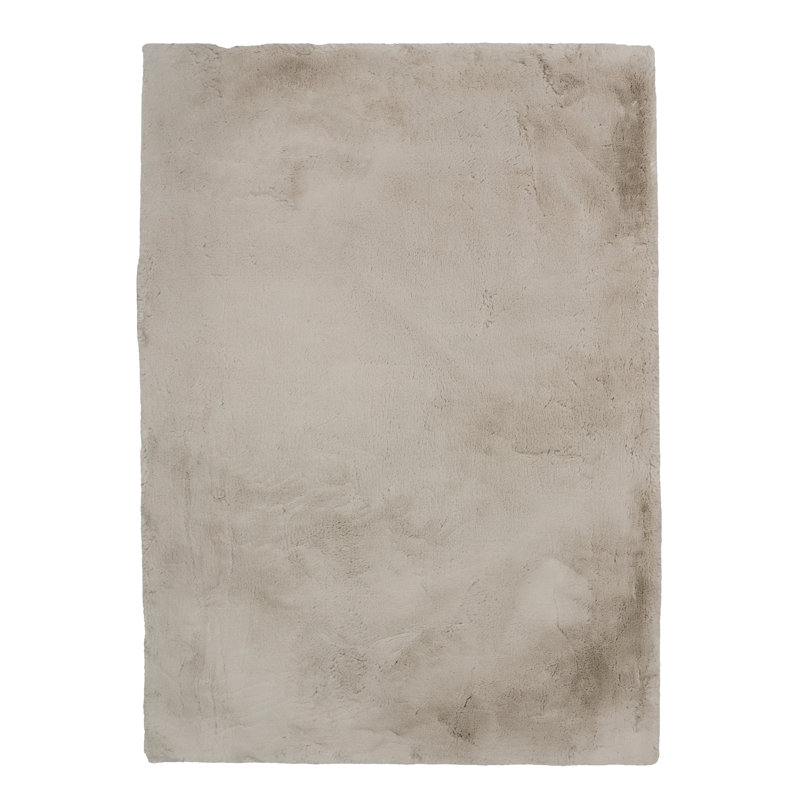 Jalissia Faux Rabbit Fur Hand Tufted Solid Color Rug, Rectangle 8' x 10'
