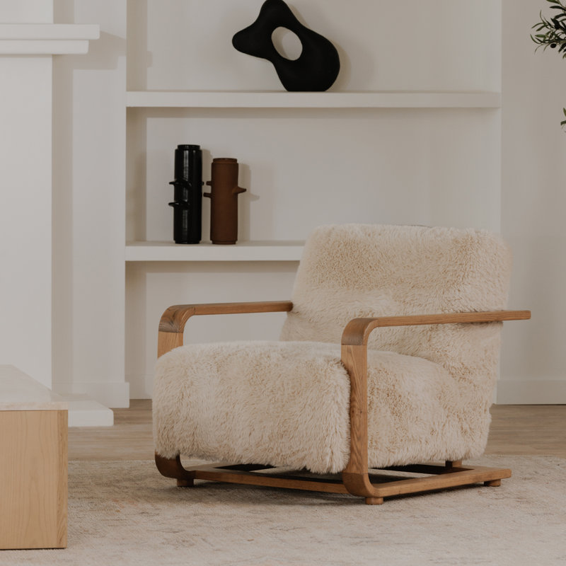 Chaise longue rembourrée Nellie, Fausse fourrure crème
