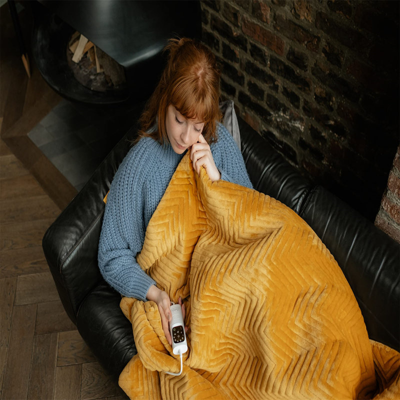 Biancca Heated Throw Blanket, Yellow