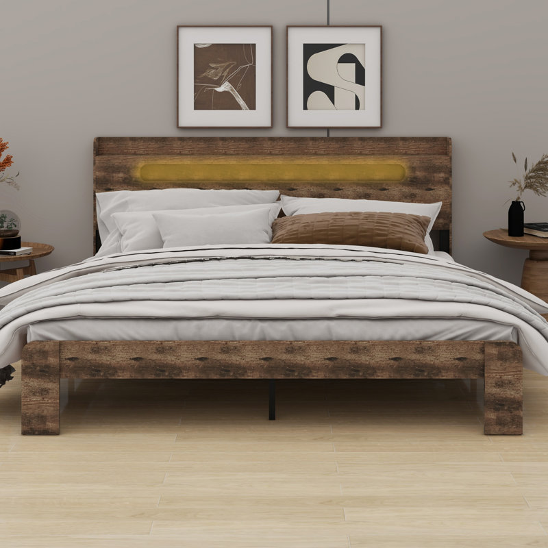 Structure de lit plateforme en bois avec tête de lit à DEL et USB, Très grand lit