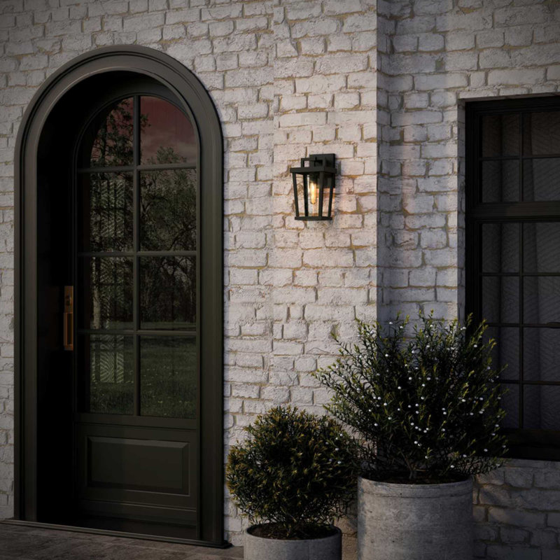 Lanterne murale d'extérieur traditionnelle noire à une lumière, H 12,62 po x l 7 po x P 7 po