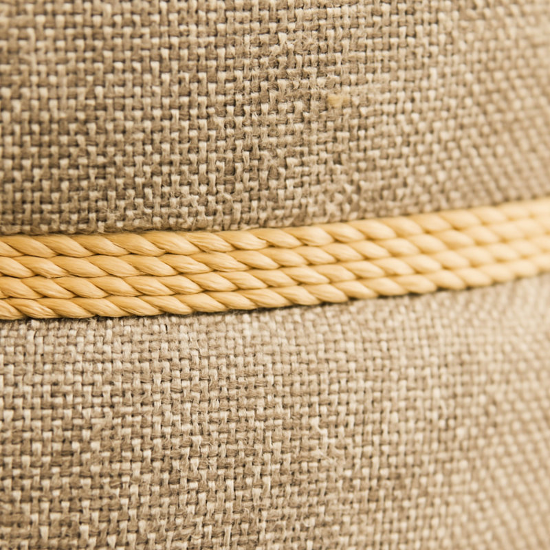 Tabouret en bois flotté avec revêtement texturé neutre, accents de corde côtière, base, idéal pour les petits espaces comme repose-pieds ou siège supplémentaire, profondeur 19 po, largeur 18 po, hauteur, 10 lb