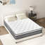 Matelas hybride moyen de 12 po dans une boîte à plateau-coussin-298987783-317241182