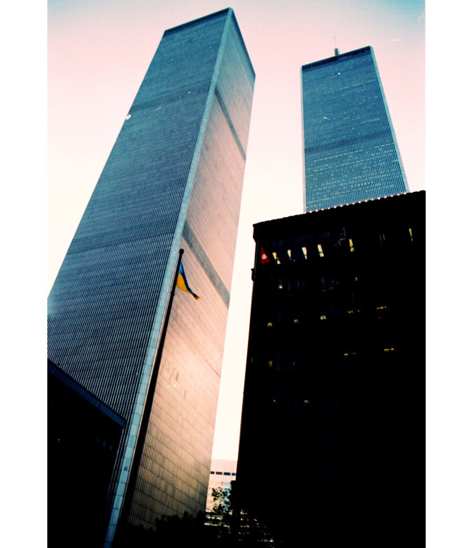 Silhouette des tours jumelles de New York, H 24 po x l 17 po