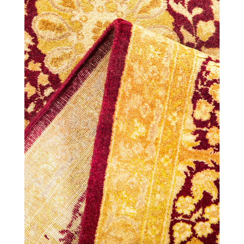Classic One-of-a-Kind 5' 10" X 9' 4" Hand Knotted Area Rug
