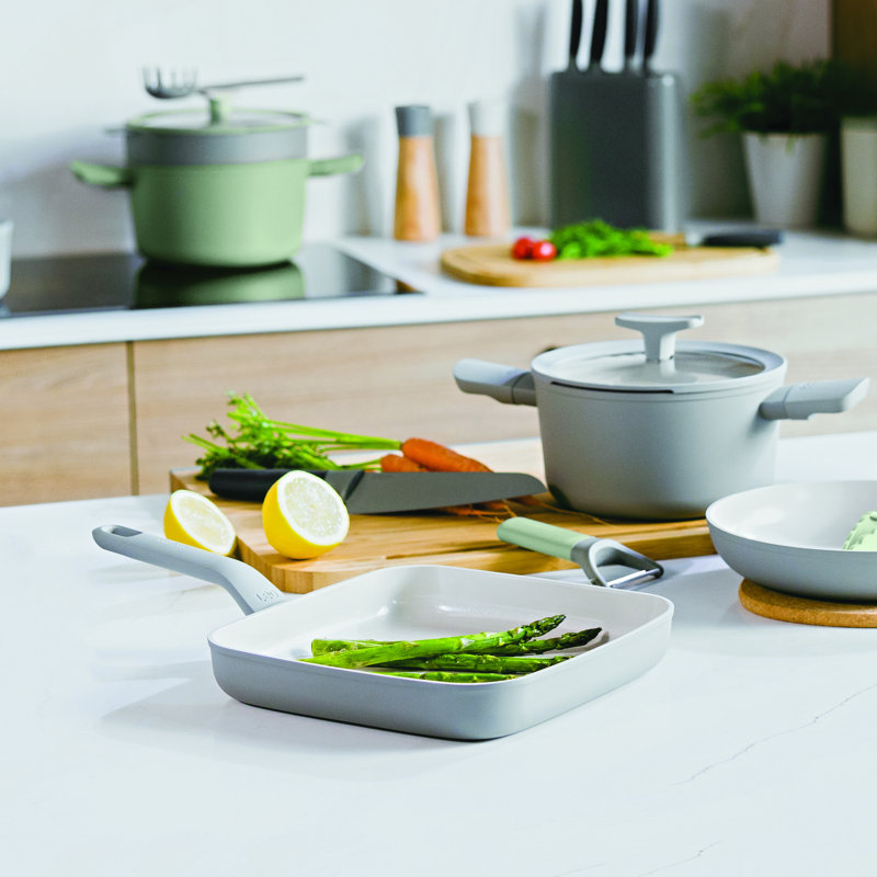 BergHOFF Balance 2Pc Nonstick Ceramic Specialty Cookware Set, Recycled Aluminum, CeraGreen, Moonmist