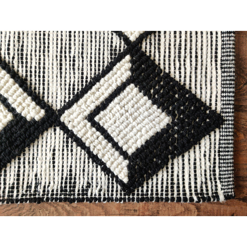 Crispa Wool Moroccan Indoor Rug, Runner 2'3" x 8'