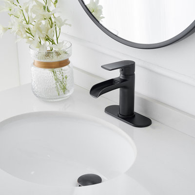 Single-Hole Single-handle Bathroom Faucet with Drain Assembly