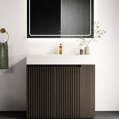 Meuble-lavabo en chêne fumé 36 po avec un lavabo à quartz, intérieur réglable, fonction de fermeture en douceur, conception cannelée de style moderne, surface d'usure blanche, style Mid-Century