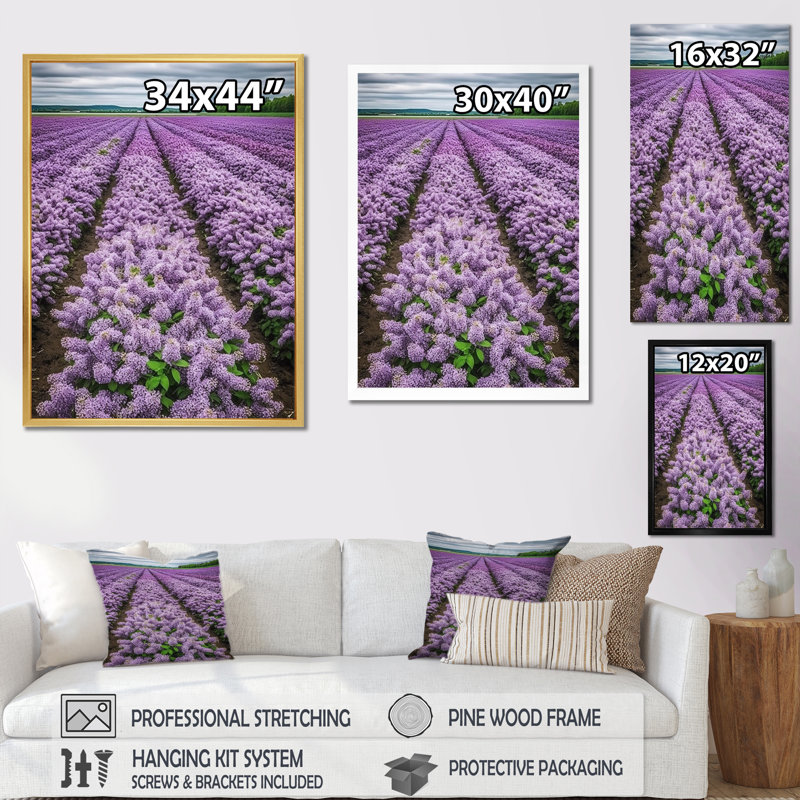 Vaste paysage de lilas en fleurs mauves sur toile, H 44 po x l 34 po x P 1,5 po, Cadre flottant blanc