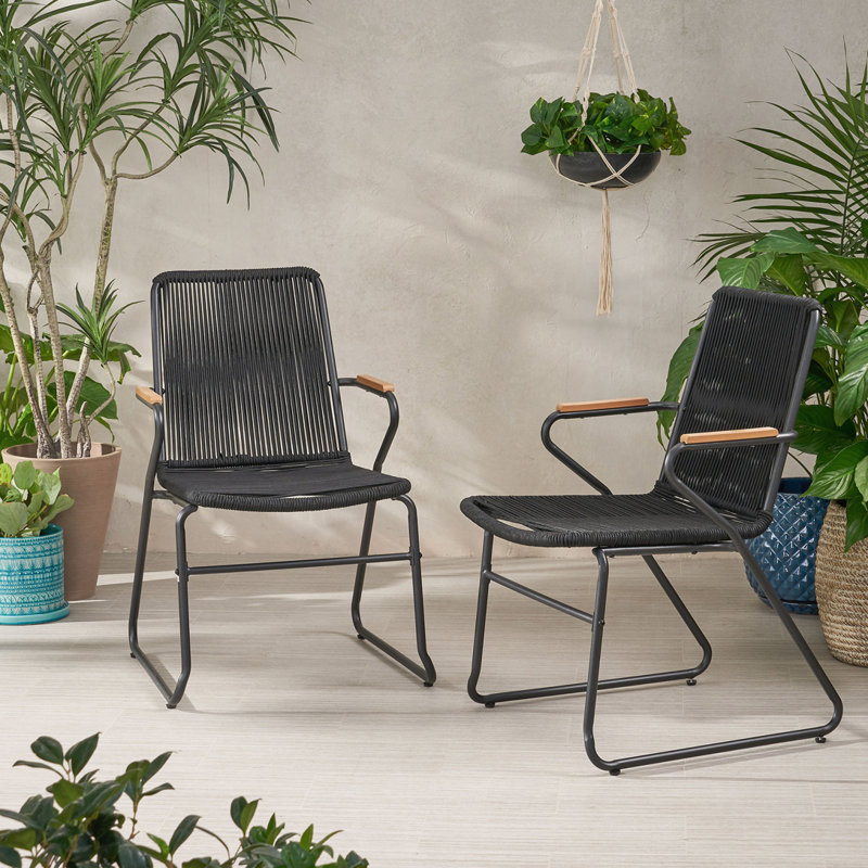 Berkshire Outdoor Lounge Chair, Black