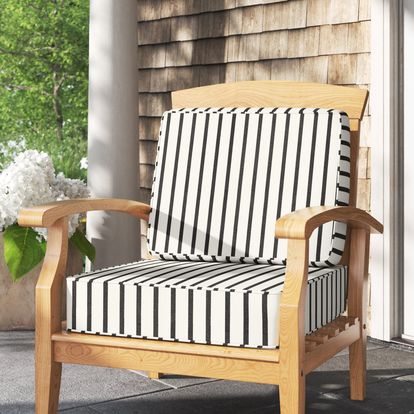 Striped Outdoor Lounge Chair