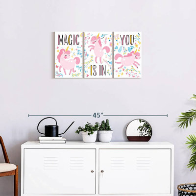«Magic Is In You Unicorns», reproduction sur toile
