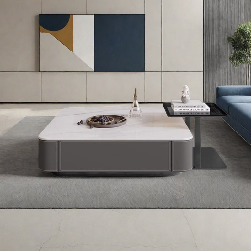Table basse carrée claire