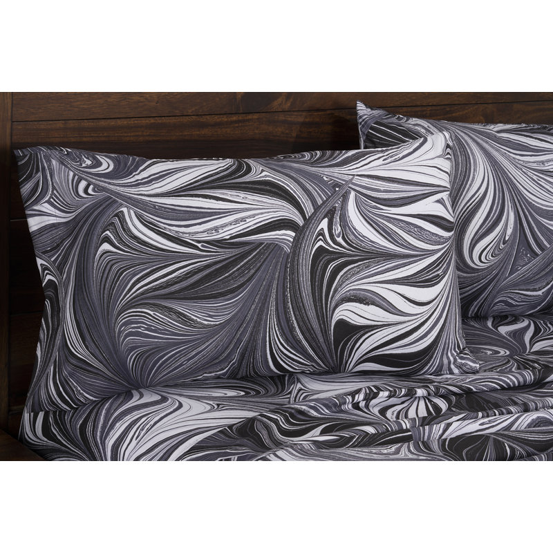 Full Black and White Microfiber Abstract Bed Sheet Set