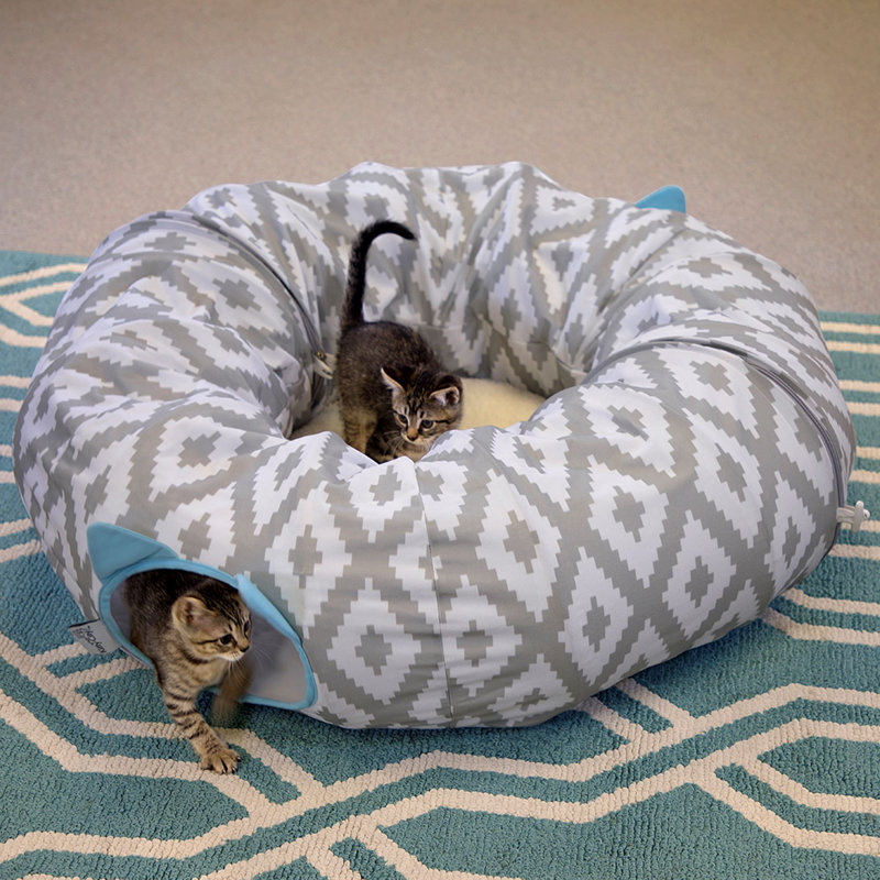 Geometric Pet Bed