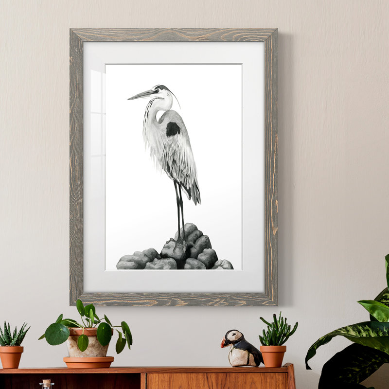 Shoreline Heron In B&W II - peinture encadrée, H 20 po x l 17 po x P 1 po, gris