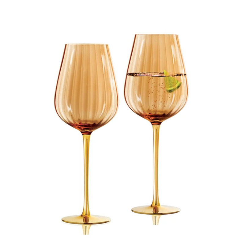 Vin chic tout usage, Jaune, or