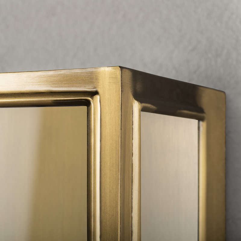 Carpi Modern Outdoor Wall Light Flush Mount, 30 cm H x 18 cm W x 13.5 cm D, Brass